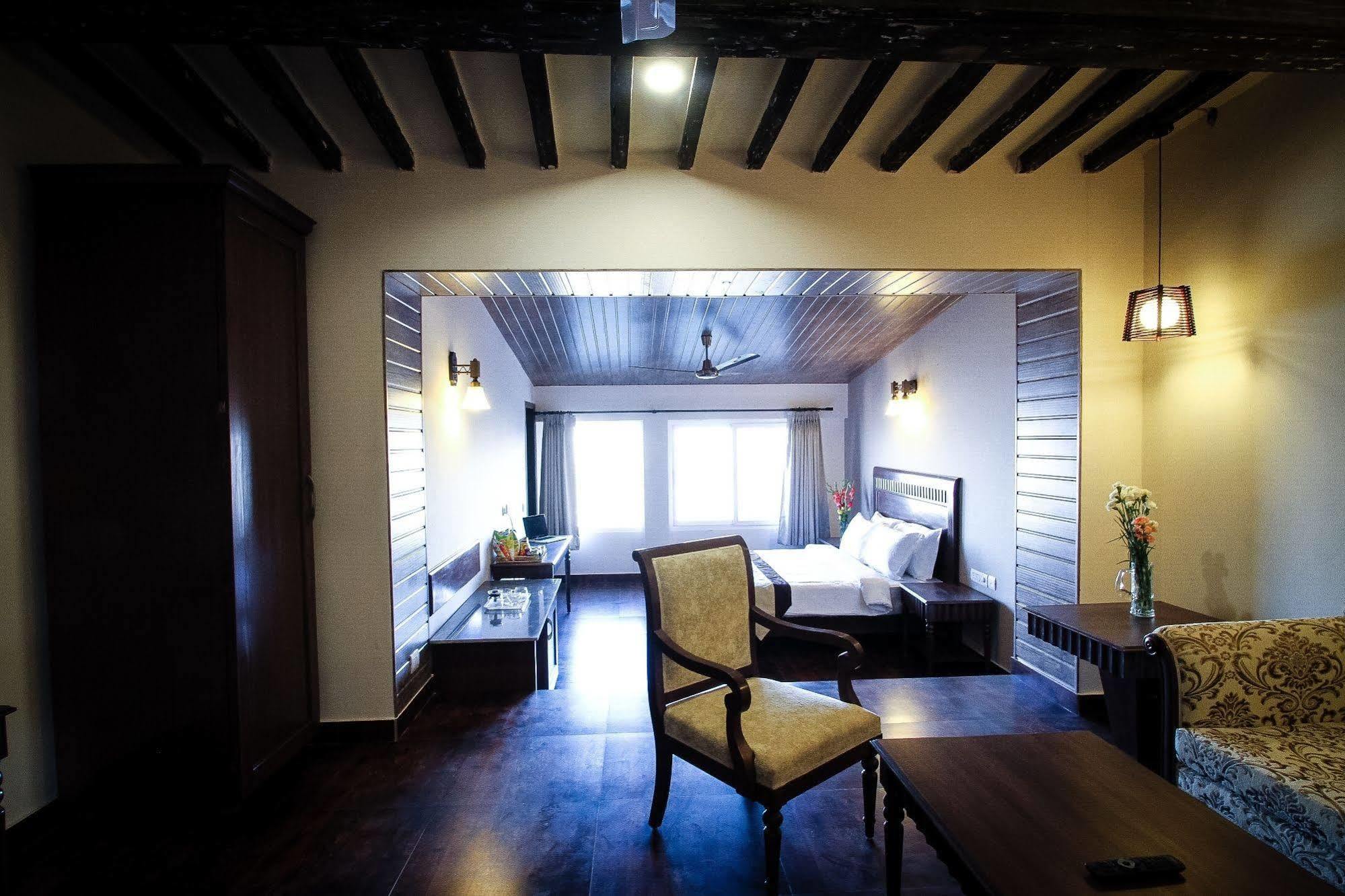 One Earth Royale Boutique Hotel Mussoorie Εξωτερικό φωτογραφία