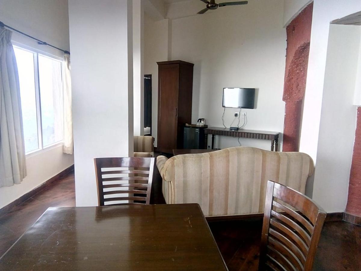 One Earth Royale Boutique Hotel Mussoorie Εξωτερικό φωτογραφία